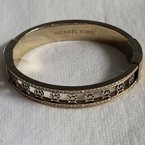 Bracelet - Picture 1 of 1